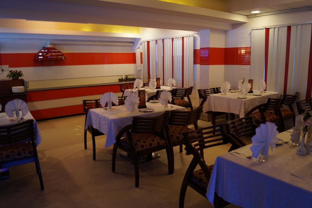 Hotel Budhil Park Visakhapatnam Bagian luar foto